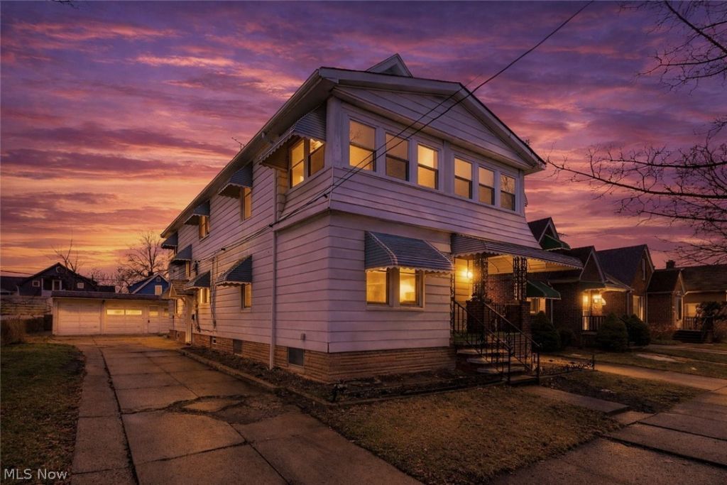 19810 Muskoka Avenue, Cleveland, OH 44119 Main Photo