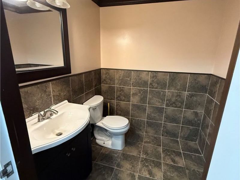 4933 Tuscarawas Street W, Canton, OH 44708 Photo 16