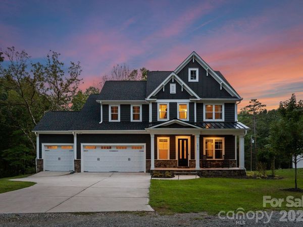 16515 Munson Hill Road, Charlotte, NC 28278