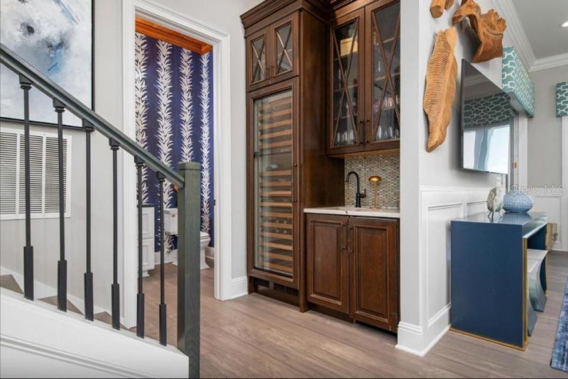 110 10th Street S, Bradenton Beach, FL 34217 Photo