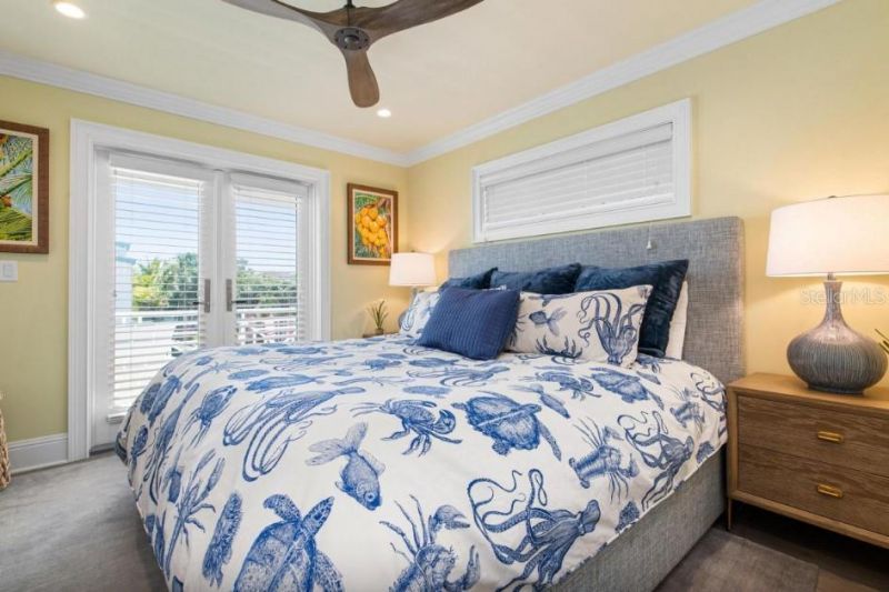 110 10th Street S, Bradenton Beach, FL 34217 Photo