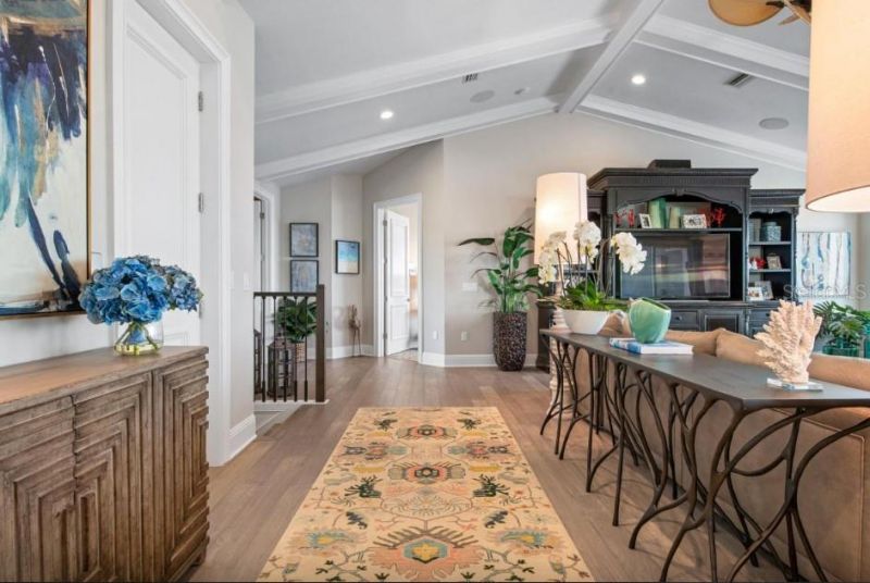 110 10th Street S, Bradenton Beach, FL 34217 Photo