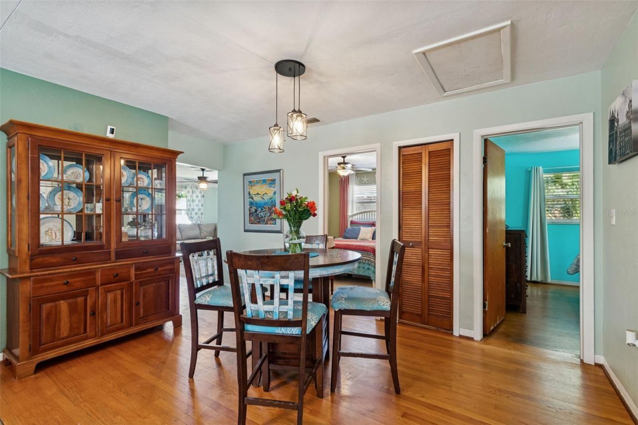 5300 6th Street S, Saint Petersburg, FL 33705 Photo