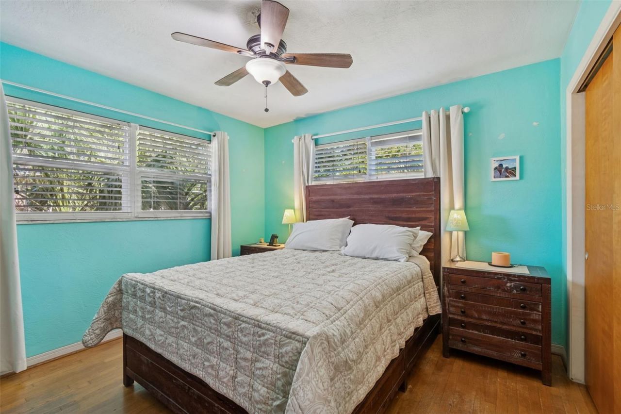 5300 6th Street S, Saint Petersburg, FL 33705 Photo