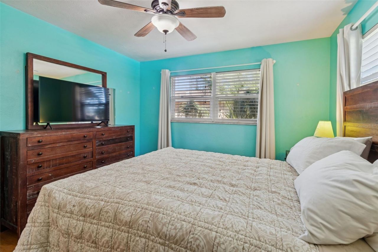 5300 6th Street S, Saint Petersburg, FL 33705 Photo