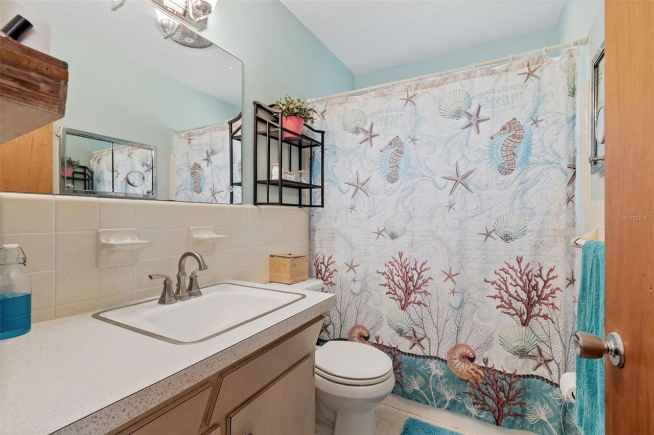 5300 6th Street S, Saint Petersburg, FL 33705 Photo