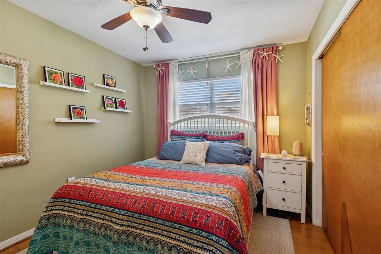 5300 6th Street S, Saint Petersburg, FL 33705 Photo