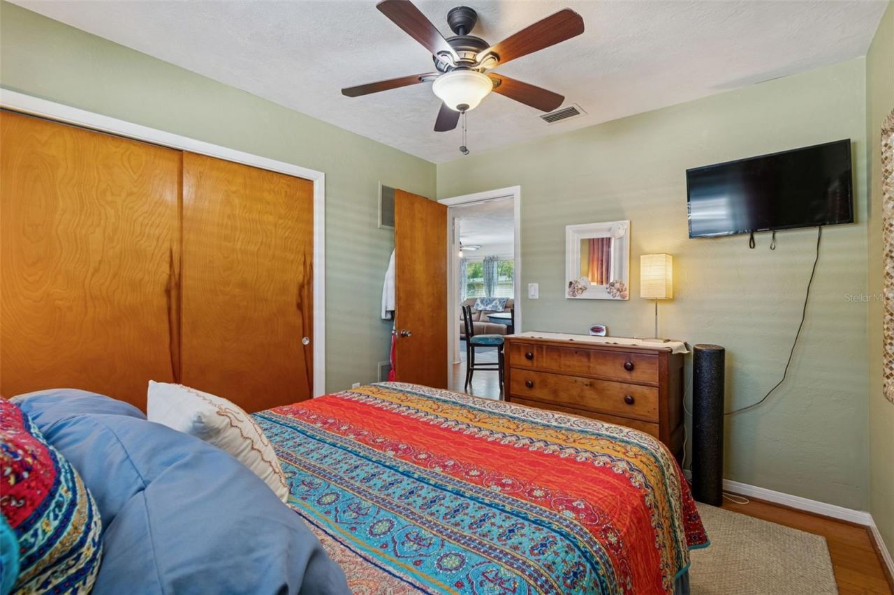 5300 6th Street S, Saint Petersburg, FL 33705 Photo