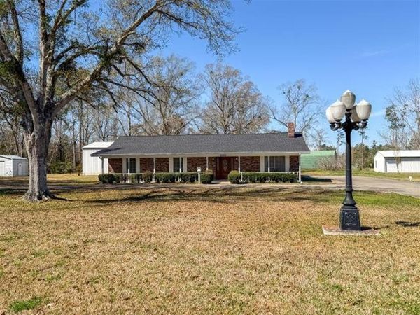 1345 Woodland Trail, Lake Charles, LA 70611