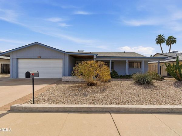 5231 W PORT AU PRINCE Lane, Glendale, AZ 85306