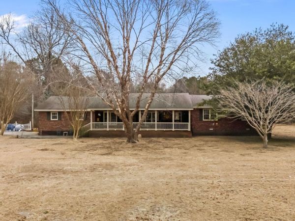 10573 Nc Highway 306, Arapahoe, NC 28510