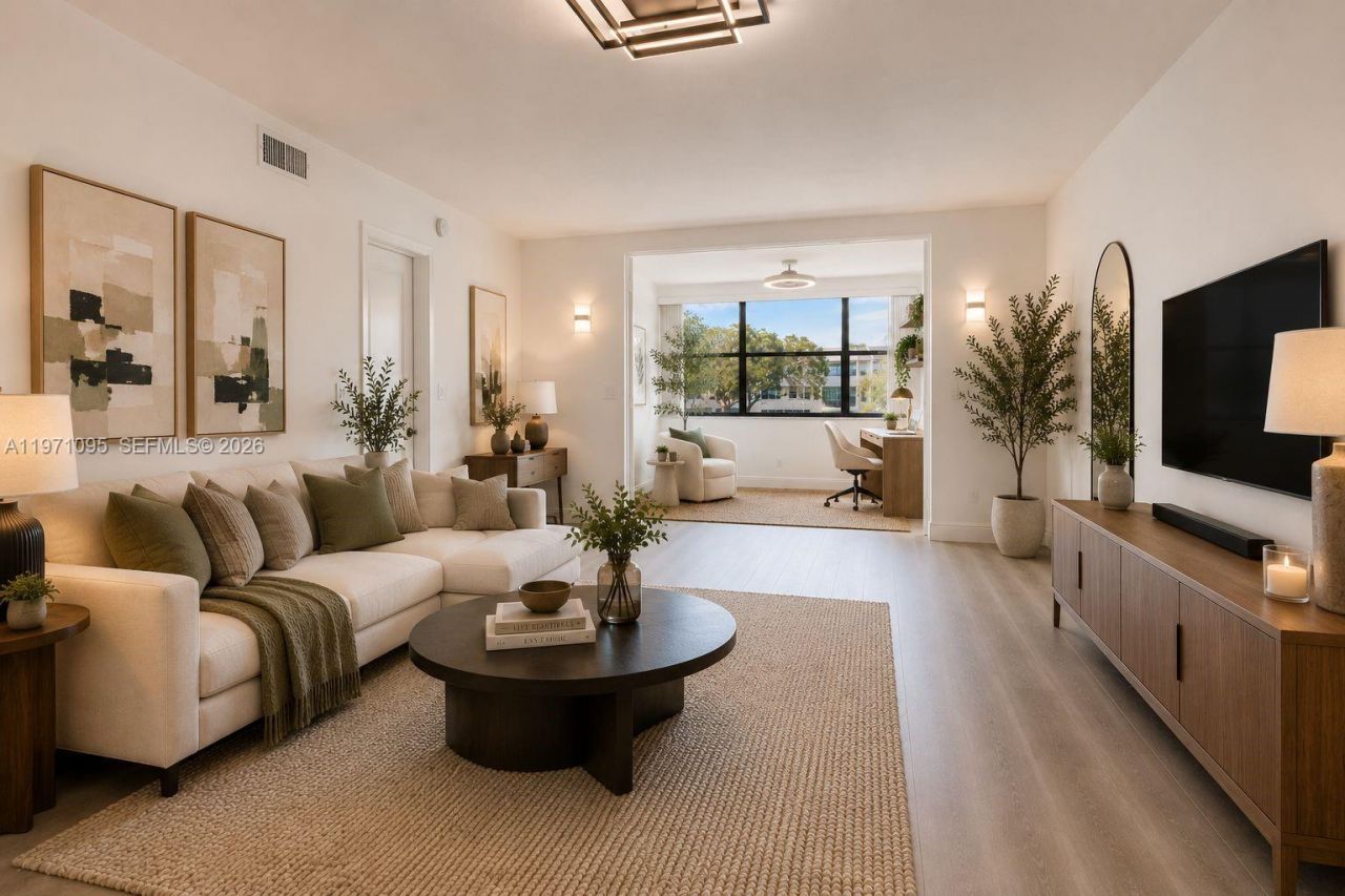10207 Sunrise Lakes Blvd, Unit 204, Sunrise, FL 33322 Photo