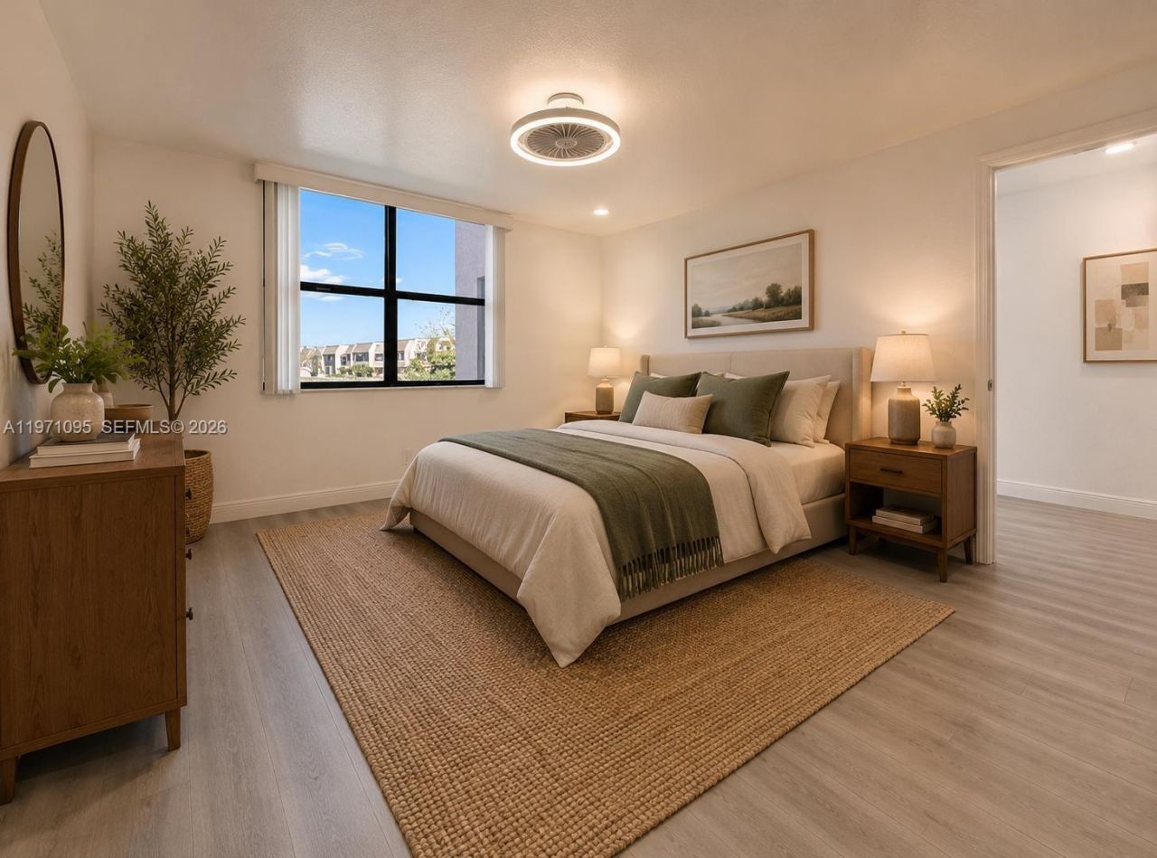10207 Sunrise Lakes Blvd, Unit 204, Sunrise, FL 33322 Photo