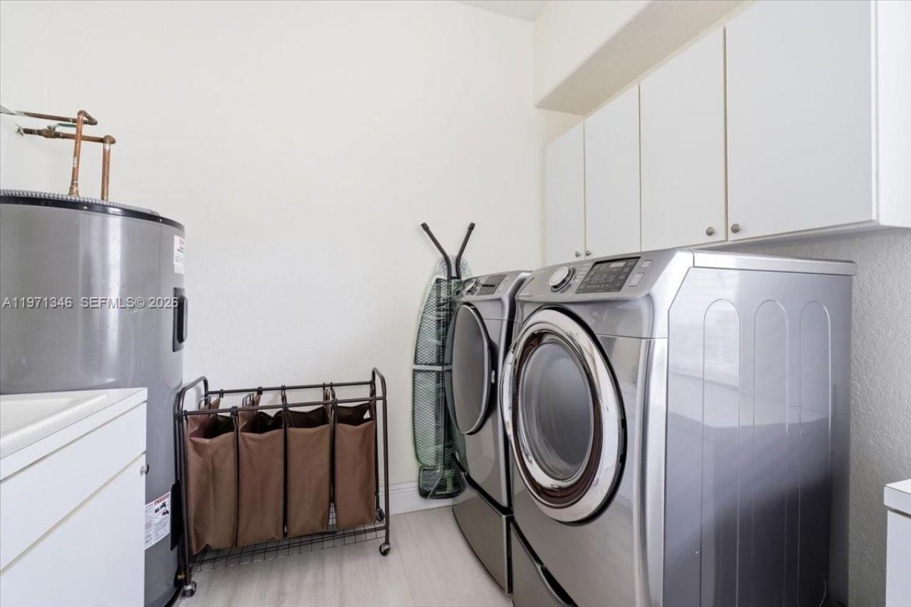 864 NW 123rd Dr , Coral Springs, FL 33071 Photo