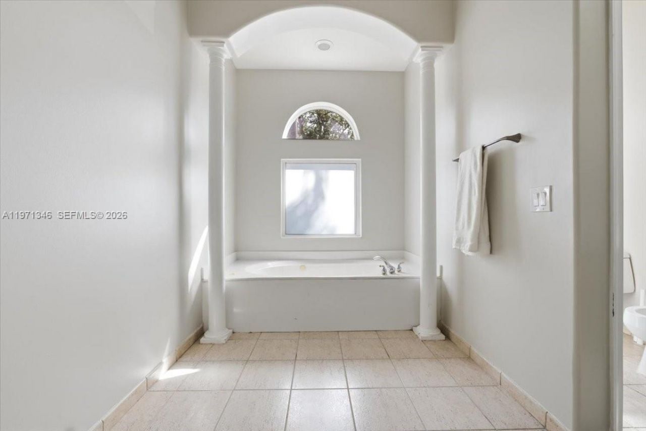 864 NW 123rd Dr , Coral Springs, FL 33071 Photo