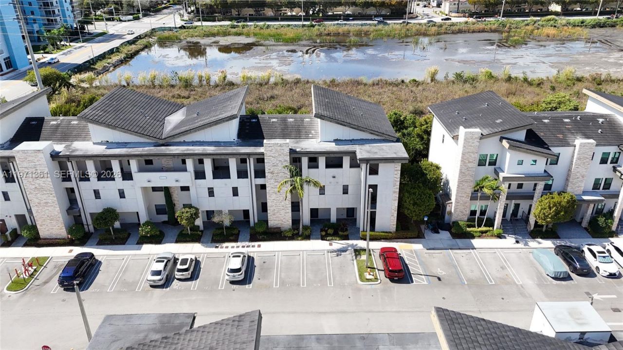 10455 NW 82nd St, Unit 9, Doral, FL 33178 Photo