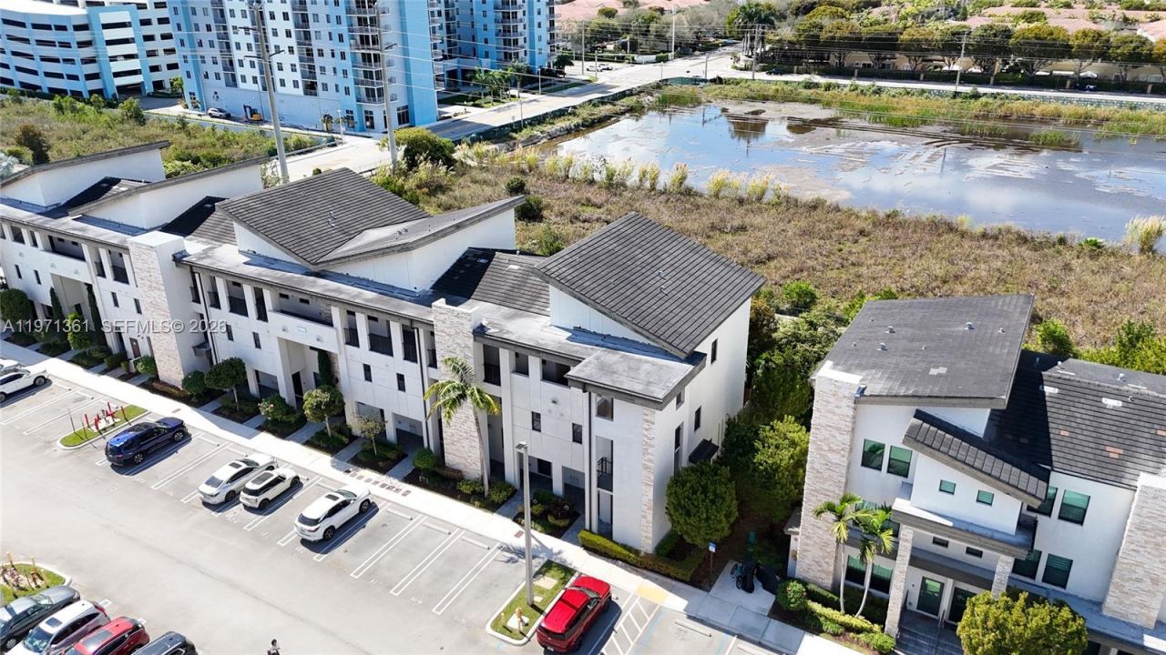 10455 NW 82nd St, Unit 9, Doral, FL 33178 Photo