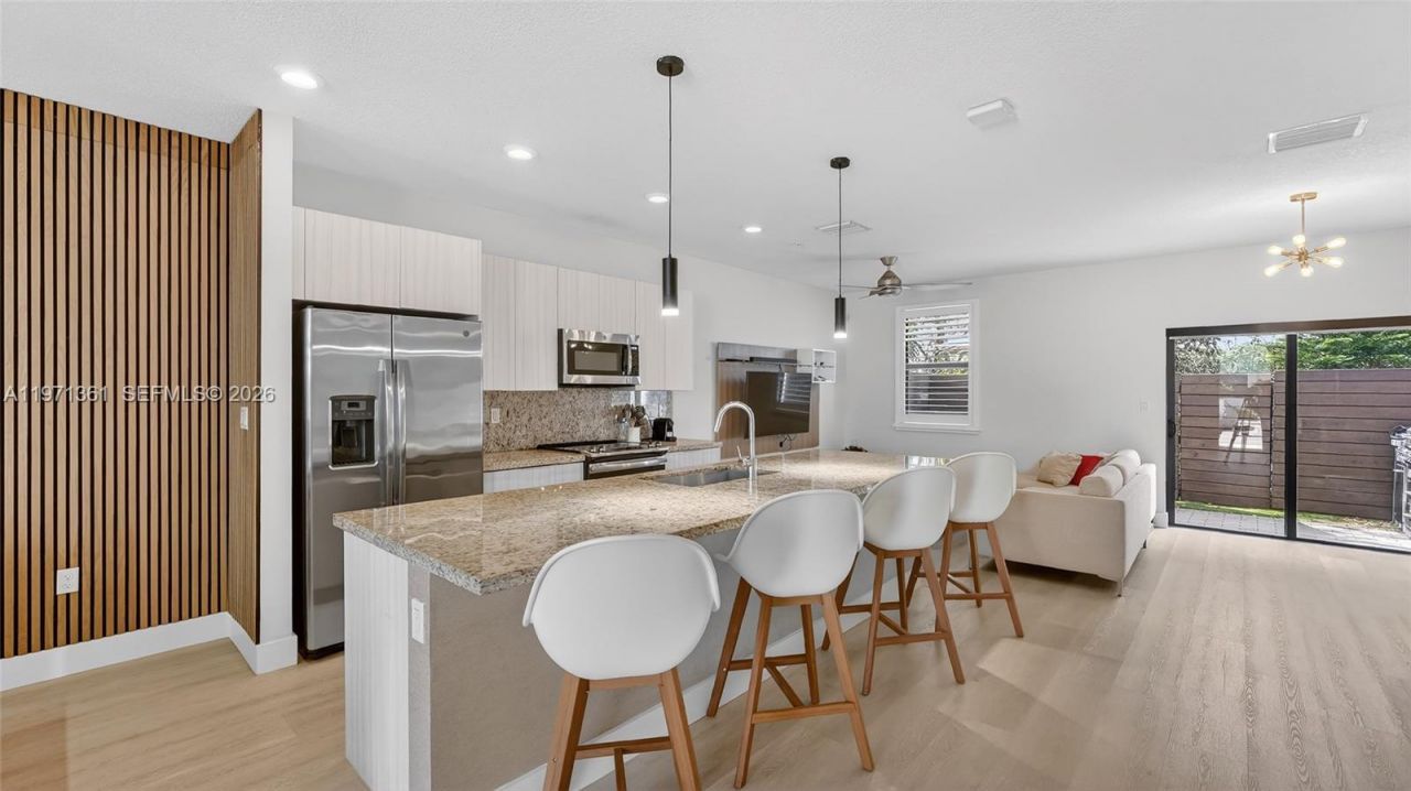10455 NW 82nd St, Unit 9, Doral, FL 33178 Photo