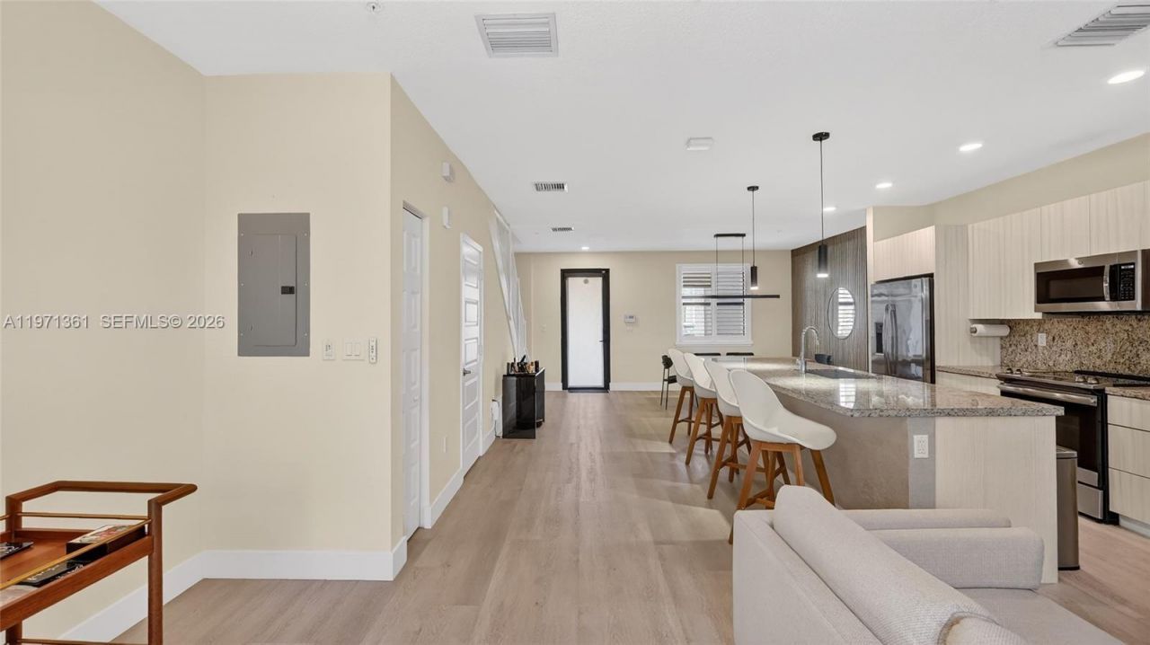 10455 NW 82nd St, Unit 9, Doral, FL 33178 Photo
