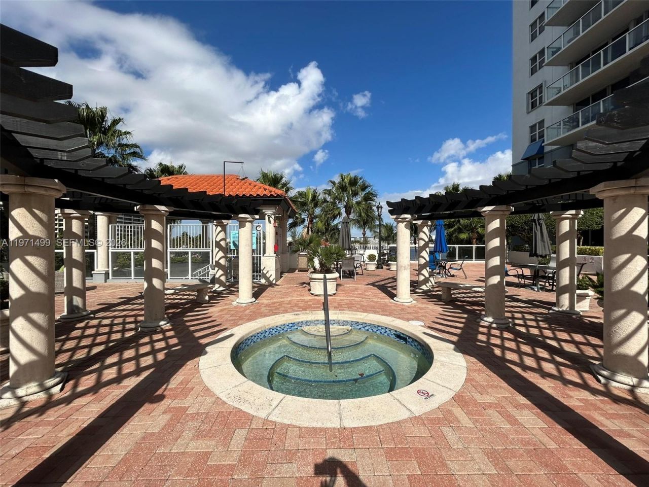 5085 NW 7th St , Unit 1002, Miami, FL 33126 Photo