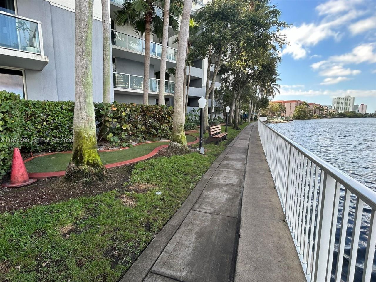 5085 NW 7th St , Unit 1002, Miami, FL 33126 Photo