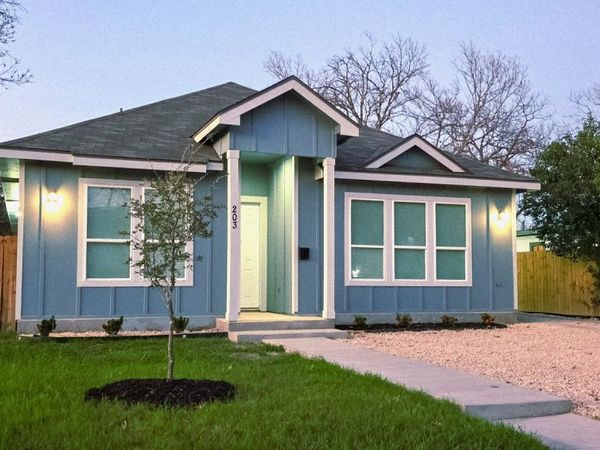 203 Hatcher, San Antonio, TX 78223