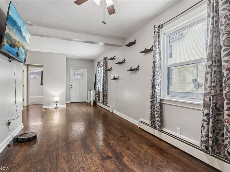 104 S Cedar Street, Geneva, OH 44041 Photo 3