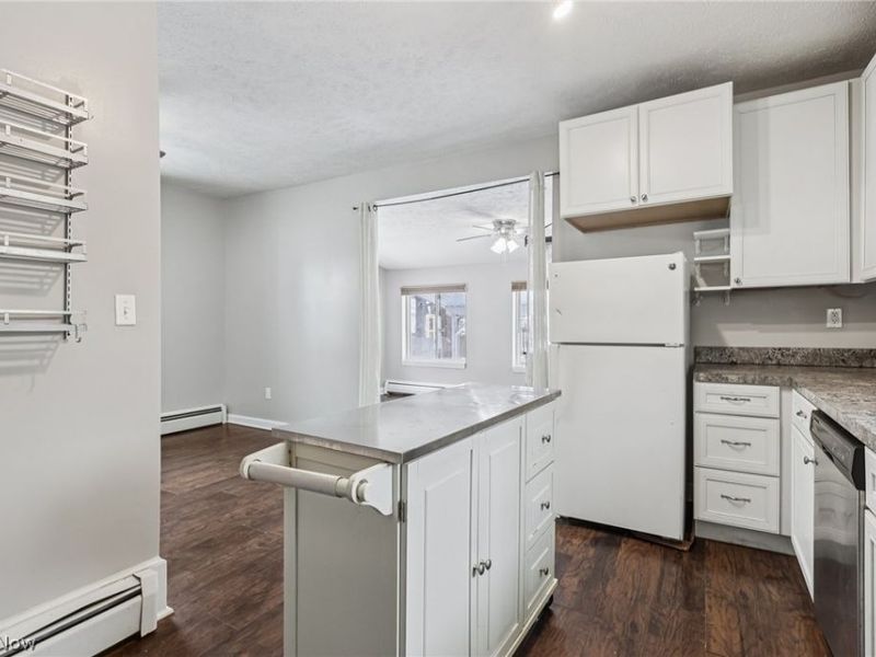 104 S Cedar Street, Geneva, OH 44041 Photo 7