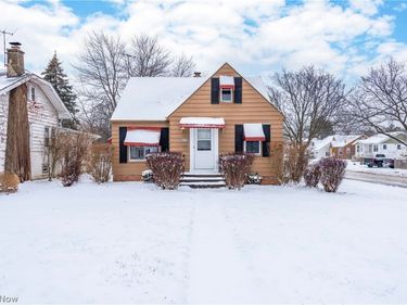 4178 W 210th Street, Cleveland, OH 44126