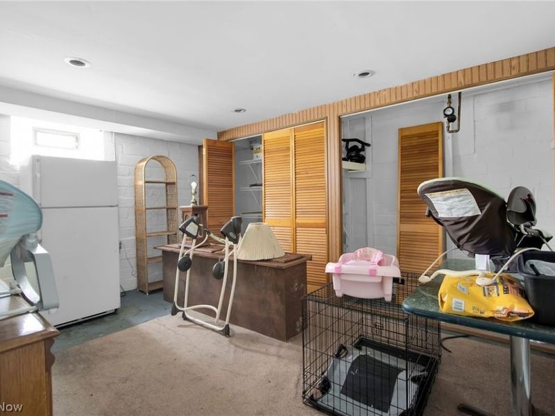 3033 West Boulevard, Cleveland, OH 44111 Photo 12