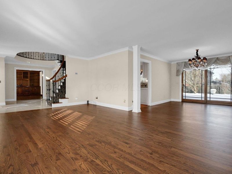 2626 Chartwell Road, Columbus, OH 43220 Photo 10