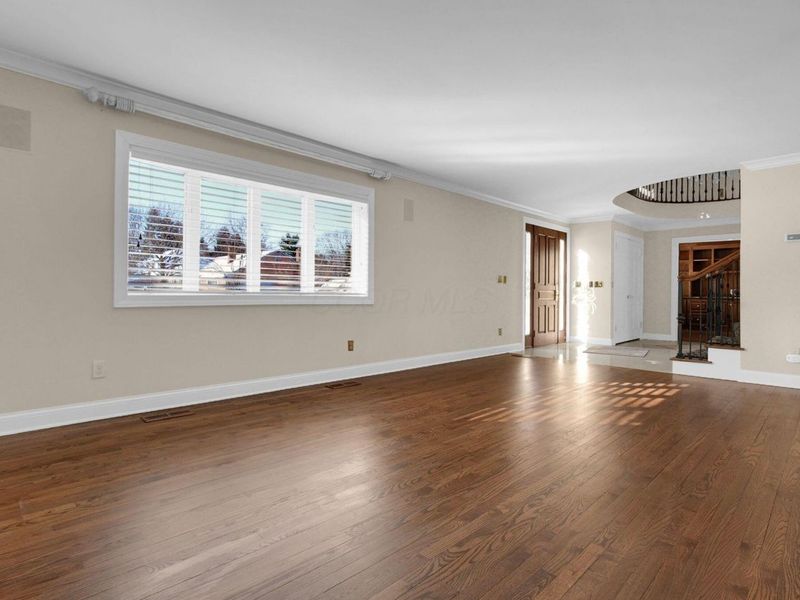 2626 Chartwell Road, Columbus, OH 43220 Photo 11