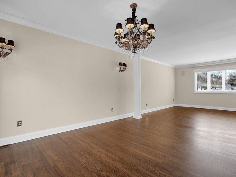 2626 Chartwell Road, Columbus, OH 43220 Photo 14