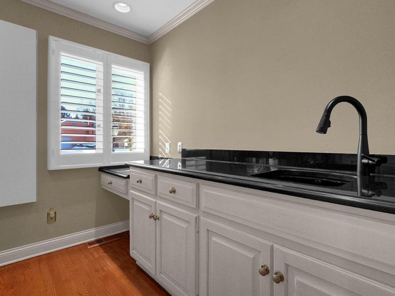 2626 Chartwell Road, Columbus, OH 43220 Photo 21