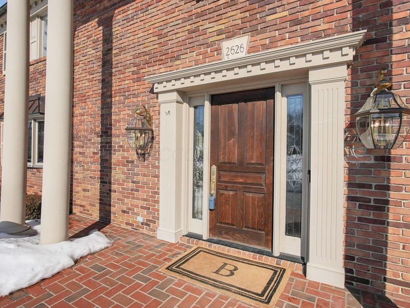 2626 Chartwell Road, Columbus, OH 43220 Photo 4