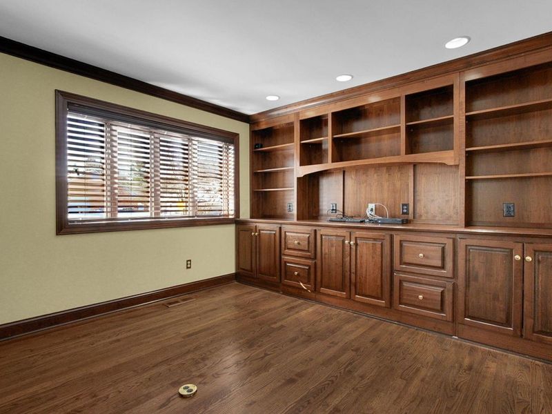 2626 Chartwell Road, Columbus, OH 43220 Photo 5