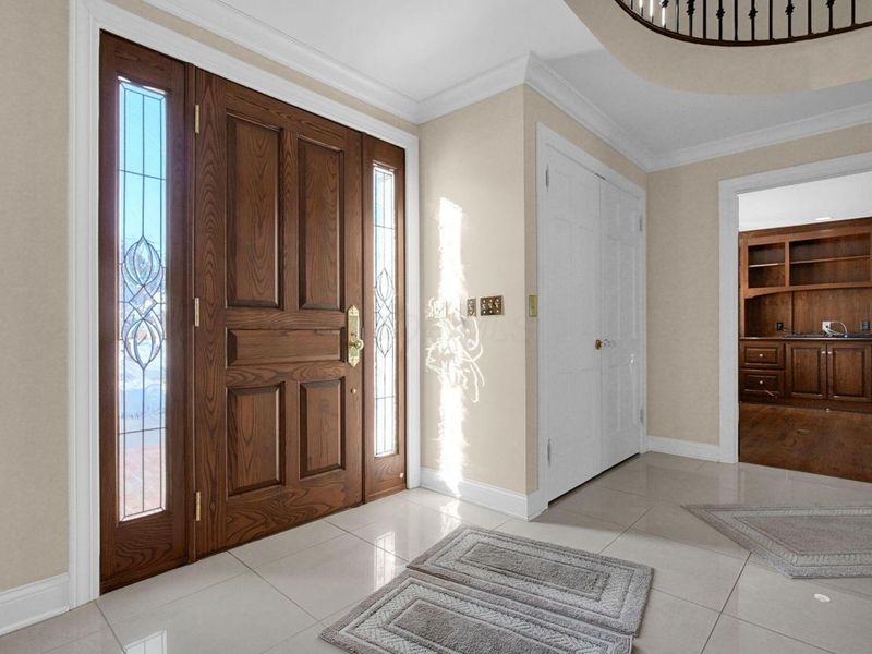 2626 Chartwell Road, Columbus, OH 43220 Photo 6