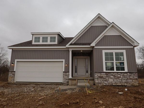 359 Oakmont Drive, Commercial Point, OH 43116