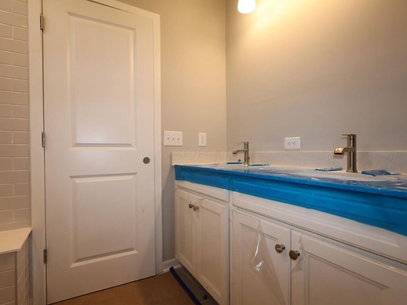 359 Oakmont Drive, Commercial Point, OH 43116 Photo 11