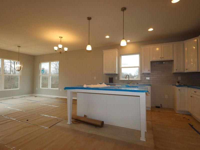 359 Oakmont Drive, Commercial Point, OH 43116 Photo 6