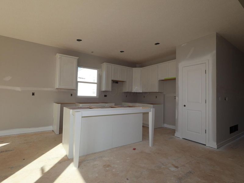 359 Oakmont Drive , Commercial Point, OH 43116 Photo 7