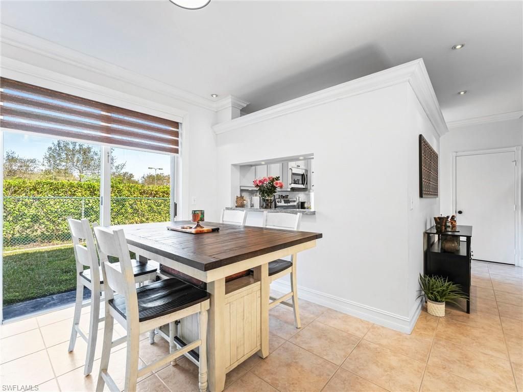 15111 NW 8th St, Pembroke Pines, FL 33028 Photo