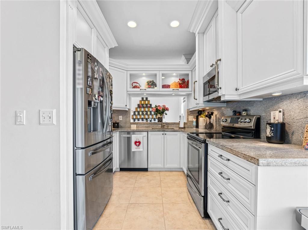 15111 NW 8th St, Pembroke Pines, FL 33028 Photo