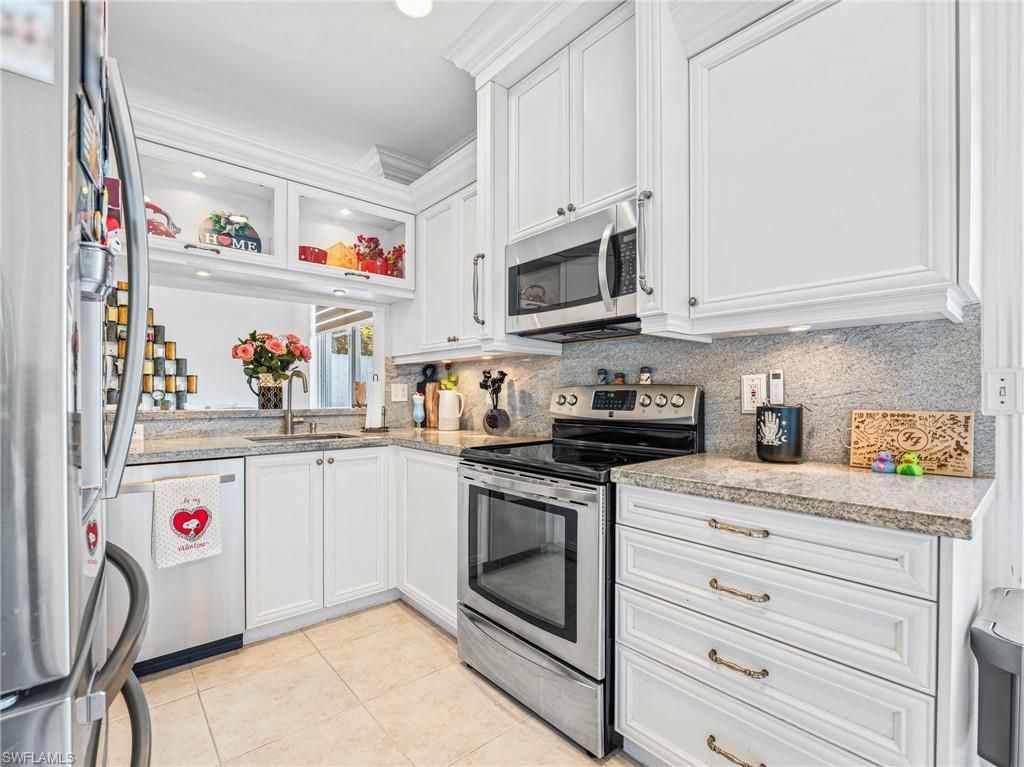 15111 NW 8th St, Pembroke Pines, FL 33028 Photo