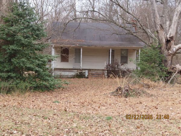 8 Union Church Rd , Trenton, TN 38382