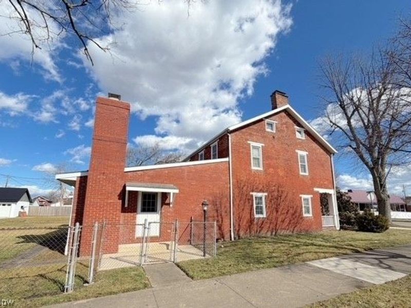 152 3rd Street SW, New Philadelphia, OH 44663 Photo 32