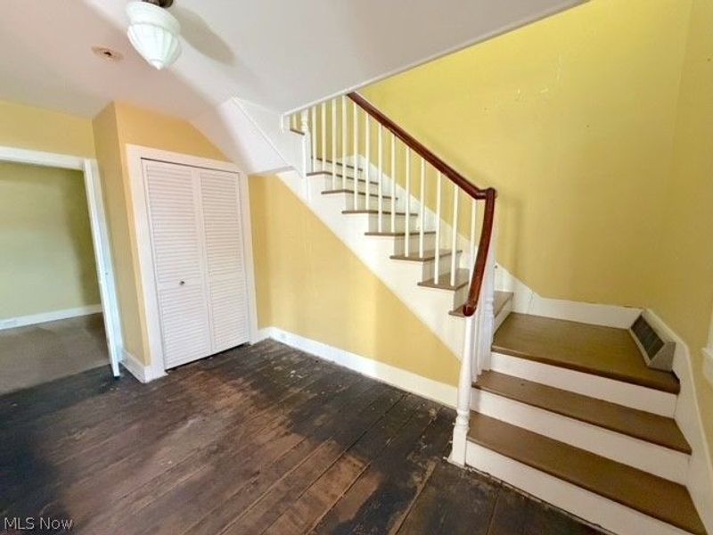 152 3rd Street SW, New Philadelphia, OH 44663 Photo 4