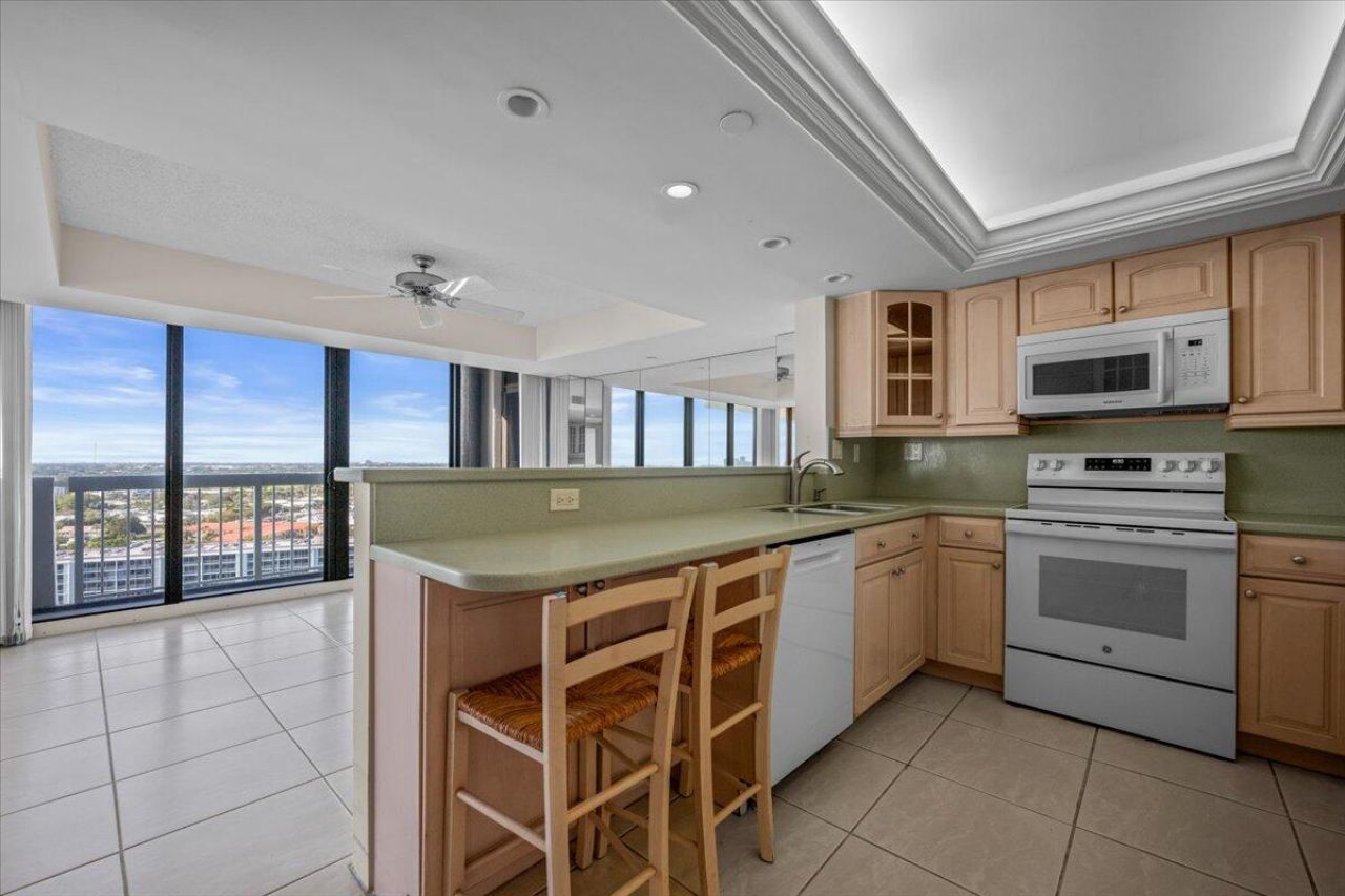 115 Lakeshore Drive, Unit 1747, North Palm Beach, FL 33408 Photo