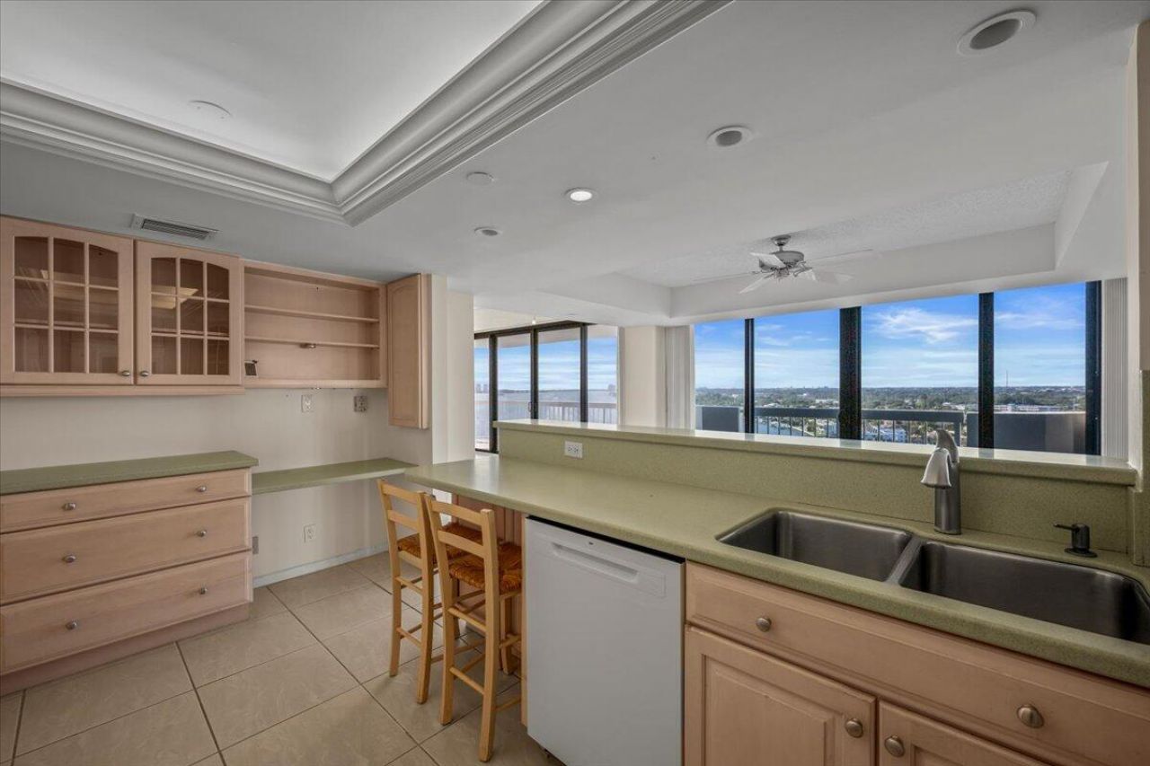 115 Lakeshore Drive, Unit 1747, North Palm Beach, FL 33408 Photo