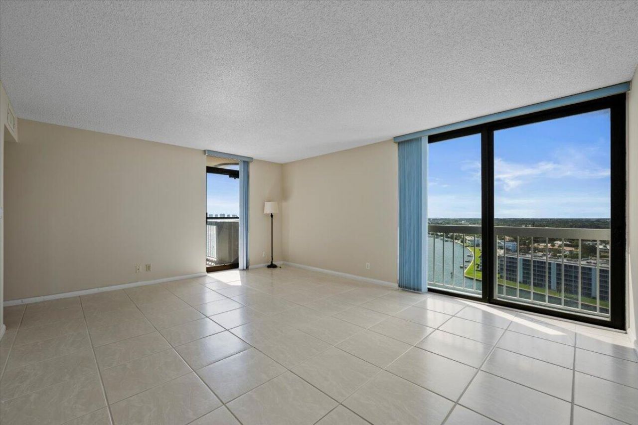 115 Lakeshore Drive, Unit 1747, North Palm Beach, FL 33408 Photo